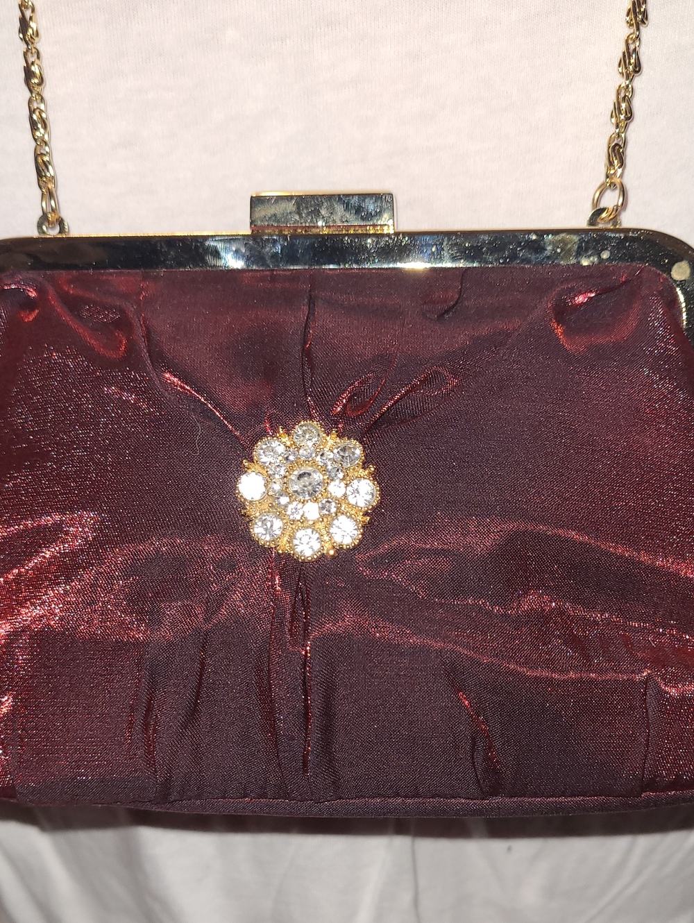 Elegant Burgundy Evening Clutch with Gold Chain - Picture 2 of 13